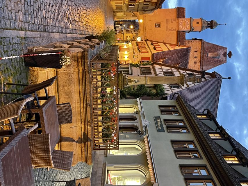 Rothenburg: Private Night Watchman Tour - The city walls and a gateway with high towers