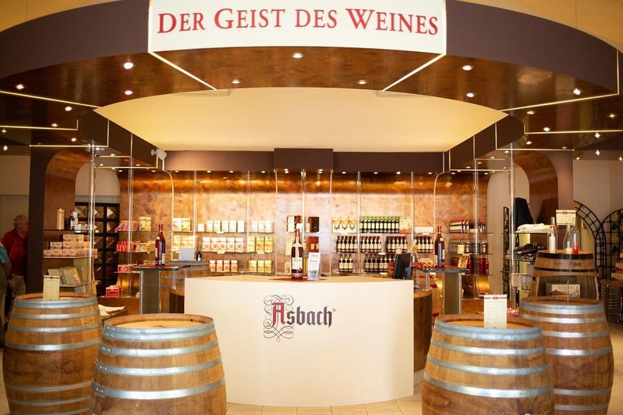 Rüdesheim: Guided tour of the Asbach Visitor Center & tasting - What happens during the one-hour Asbach visit