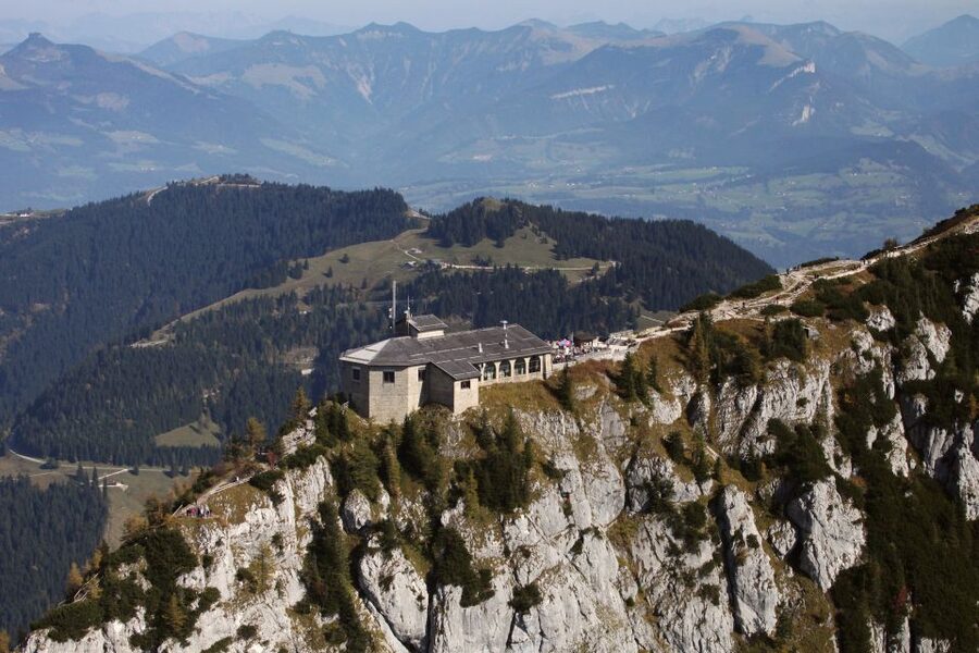 Salzburg: Private Eagle's Nest Tour - The Bavarian and Austrian Alps from 1,820 meters