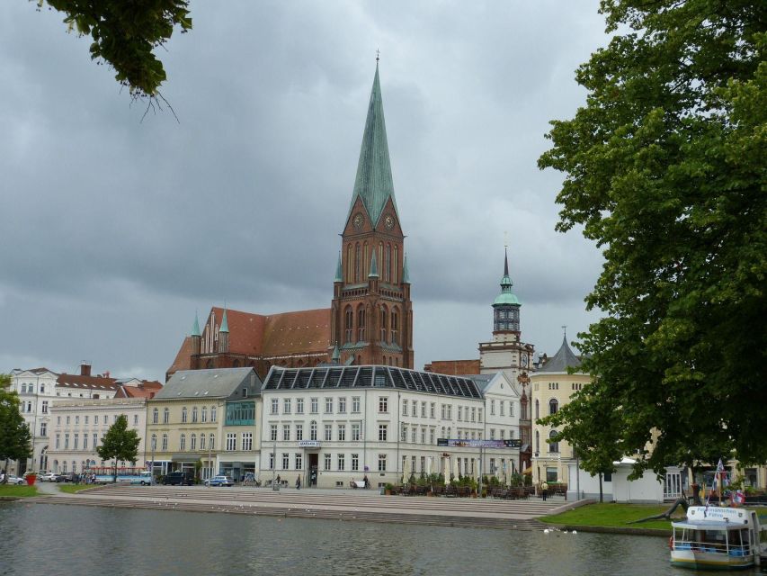 Schwerin: Private Guided Walking Tour - Reading Schwerin’s medieval chapter