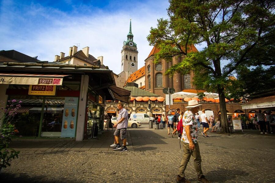 Short & sweet: Tasting the Viktualienmarkt - Five tastings, with sweet and savory choices