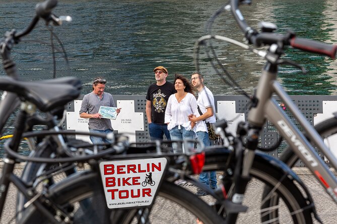 Small-Group Berlin Wall Bike Tour - Palace of Tears at Friedrichstraße Station