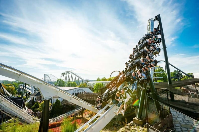 Soltau: Heide Park Resort Day Ticket - Pirate Festival from 29 May to 1 June