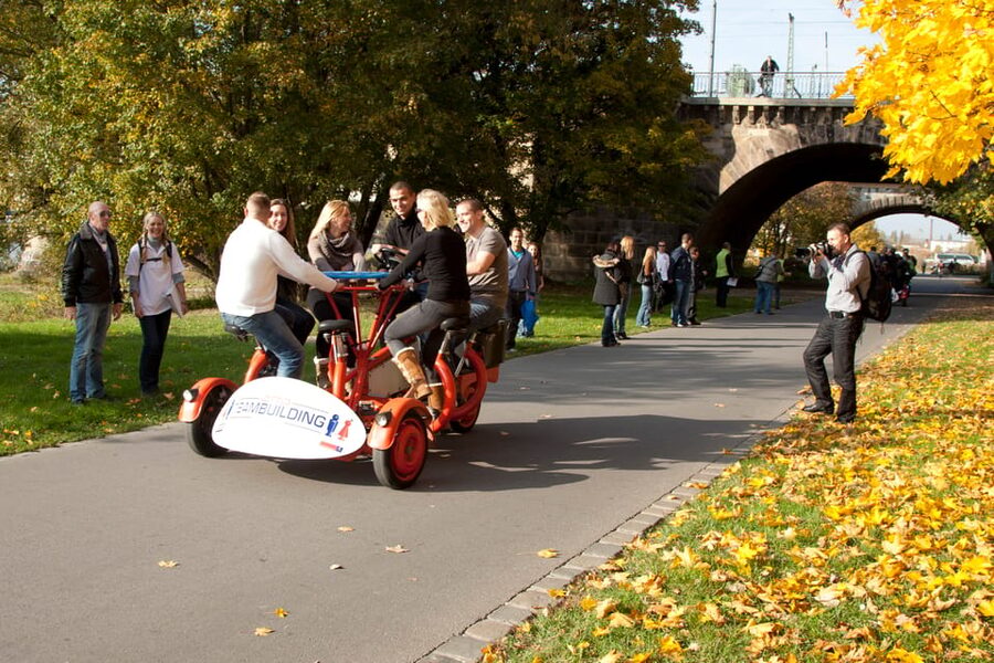 SRF CoBi | City Tour by ConferenceBike - Schlossplatz and the Fürstenzug