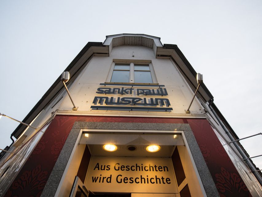 St. Pauli Tour: Drag-Attack with Barbie Stupid & Lee Jackson - Why St. Pauli works best with a showman