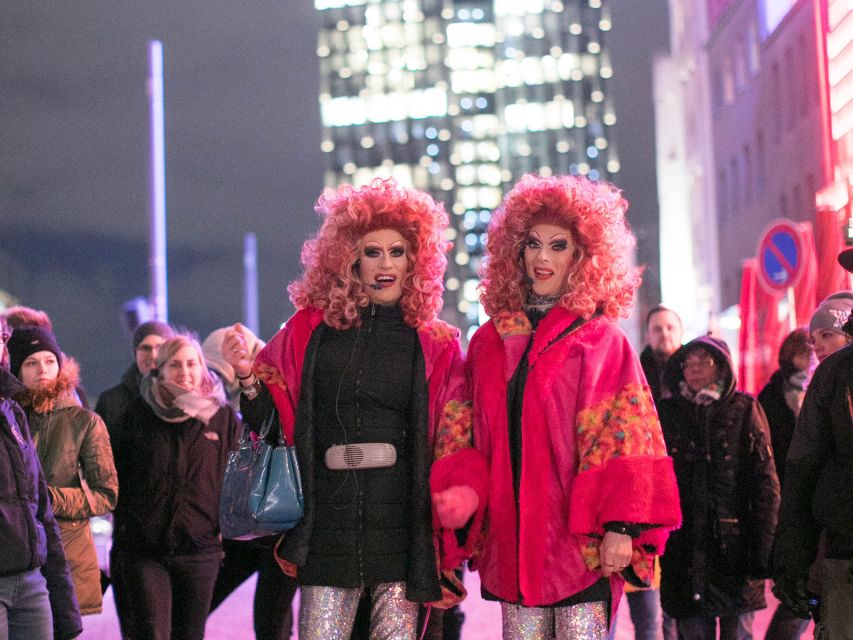 St. Pauli Tour: Drag-Attack with Barbie Stupid & Lee Jackson - Crossing the Reeperbahn with Barbie and Lee