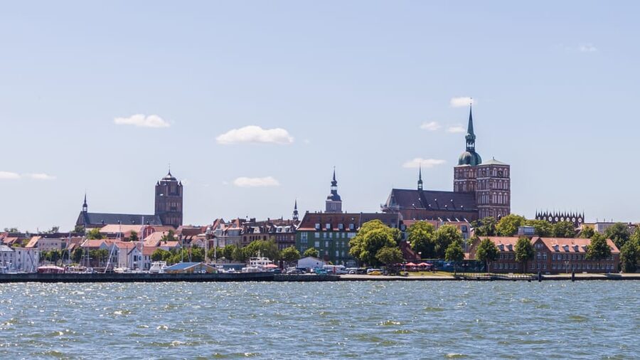 Stralsund: 1-Hour Harbor Cruise - North Toward The Rügen Bridge And Danhölm