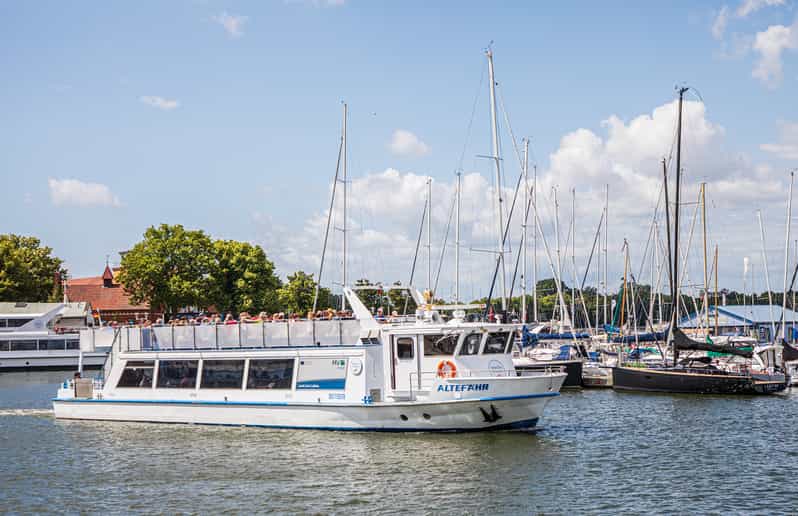Stralsund: 1-Hour Harbor Cruise - Returning Along Stralsund’s Waterfront