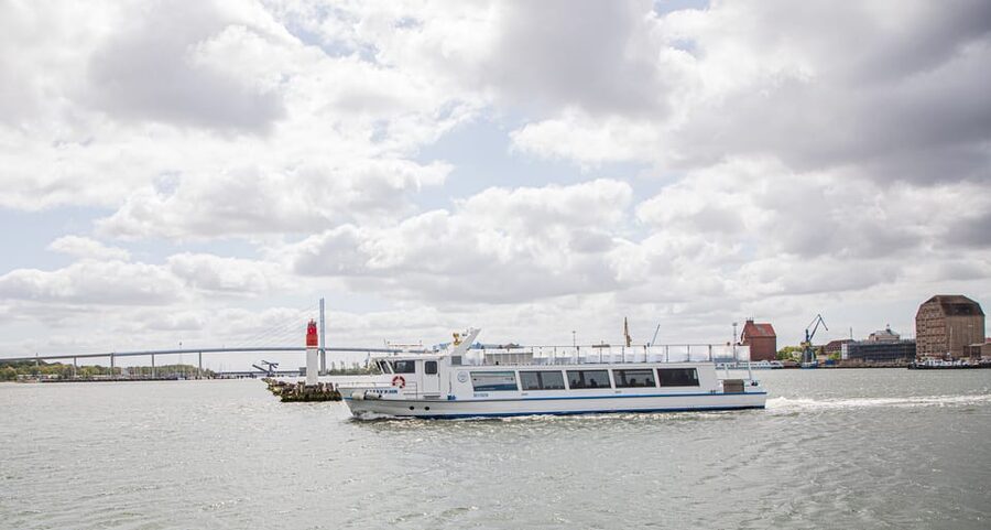 Stralsund: 1-Hour Harbor Cruise - Seeing Gorch Fock And Ozeaneum From The Water