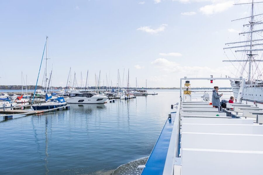 Stralsund: 1-Hour Harbor Cruise - Rooftop Or Indoor Seating?