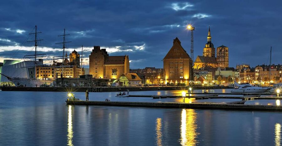 Stralsund: Old Town Evening Tour with a Night Watchman - Key points to know before you book