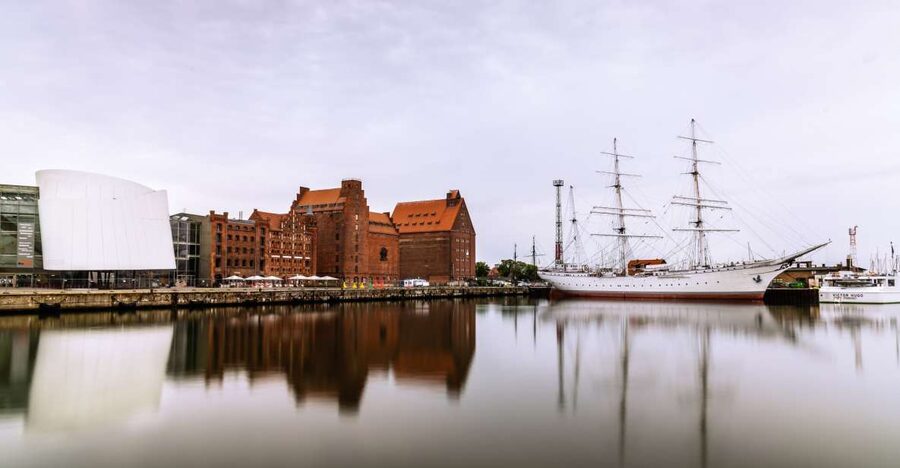 Stralsund: Old Town Highlights Private Walking Tour - Key points to know before booking