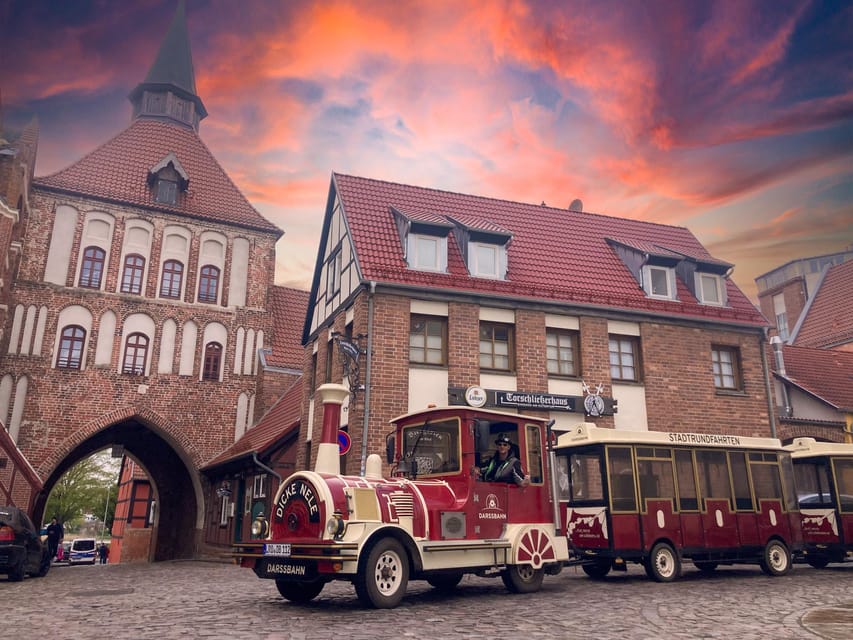 Stralsund: Stadtrundfahrt durch die historische Altstadt - Comfort, timing, and who will enjoy it most