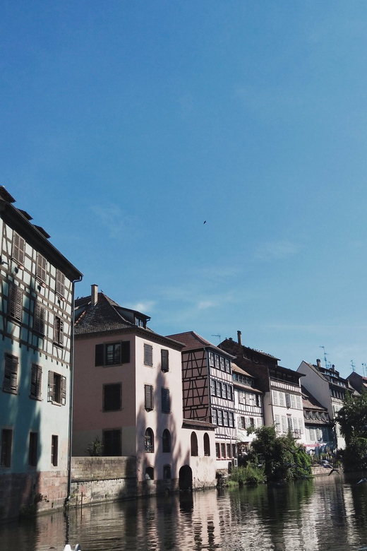 Strasbourg: Private City Sightseeing Boat Tour - What the private format adds