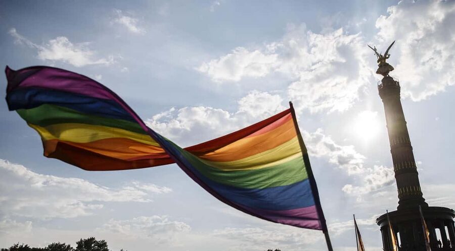 Street Art & Berlin Gay, Queer, Trans History + Free Gay Map - Key points to know before you book