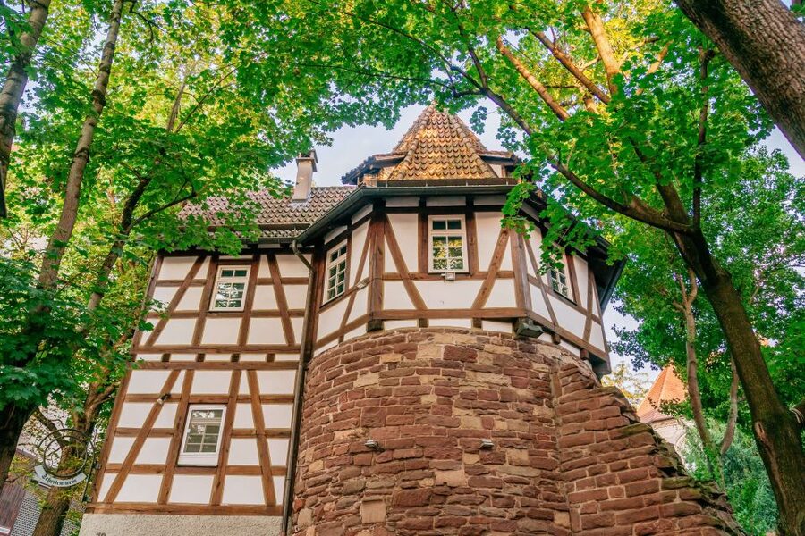 Stuttgart: Bean District Walking Tour with Swabian Food - A neighborhood that changed without losing its shape