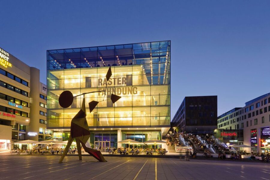 Stuttgart: City Highlights - Guided Walking Tour - Timing the walk into your Stuttgart visit