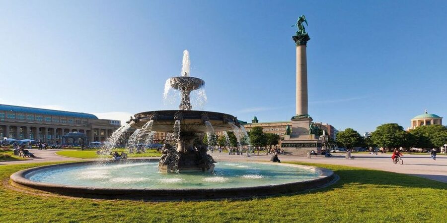 Stuttgart: City Highlights - Guided Walking Tour - The baroque New Palace and Stuttgart’s royal setting