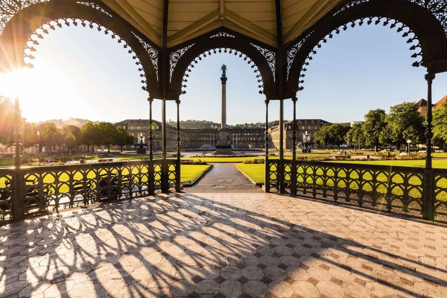 Stuttgart: City Highlights - Guided Walking Tour - An avant-garde art museum beside older Stuttgart