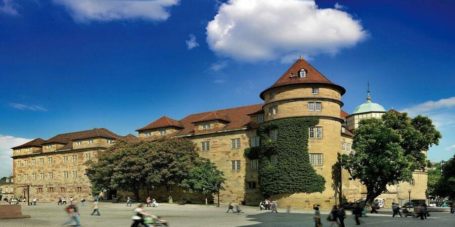 Stuttgart: City Highlights - Guided Walking Tour - What the guide adds in one hour