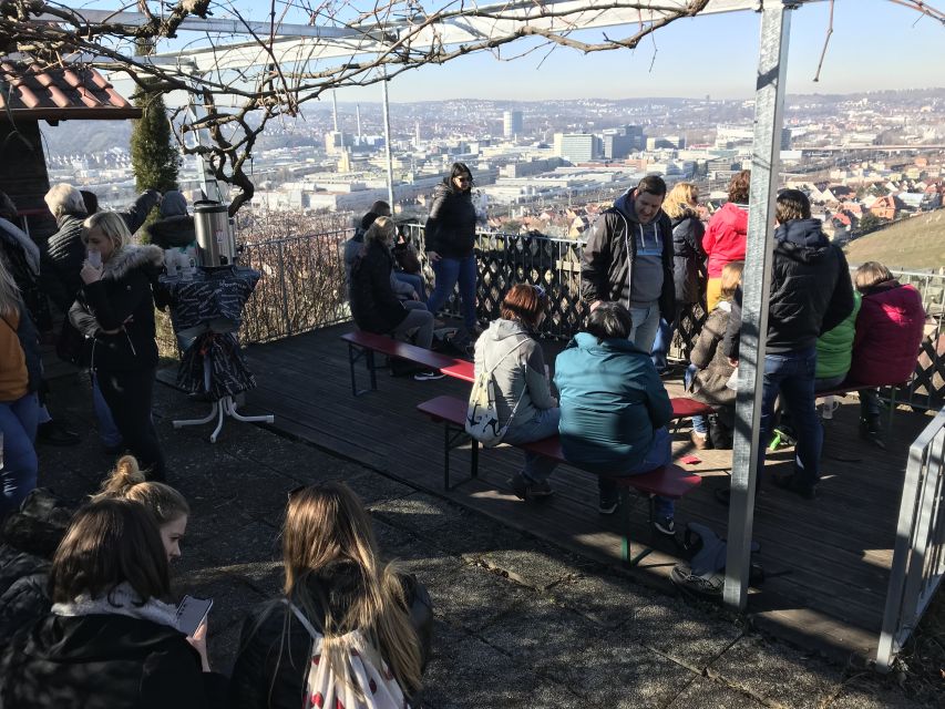 Stuttgart: Guided Glühwein Tour - German guiding and the group atmosphere