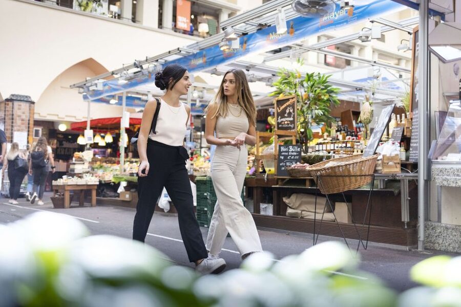 Stuttgart: Guided Tour of the Stuttgart Market Hall - Meeting at Sporerstraße
