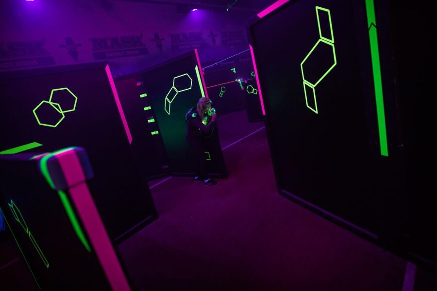 Stuttgart: Indoor Lasertag Experience - Why the labyrinth changes the game