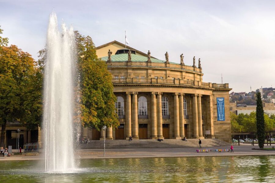 Stuttgart: Private Guided Circular City Walk - Private pricing and group value