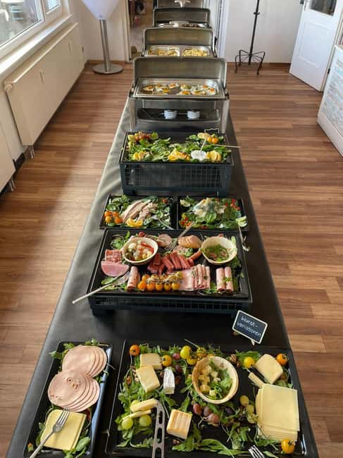 Stuttgart: Winter Sunday Brunch Buffet - Key points at a glance