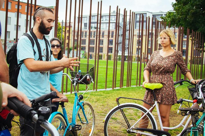 The Beauty of Berlin by Bike: Private Tour - What the guide adds to the ride