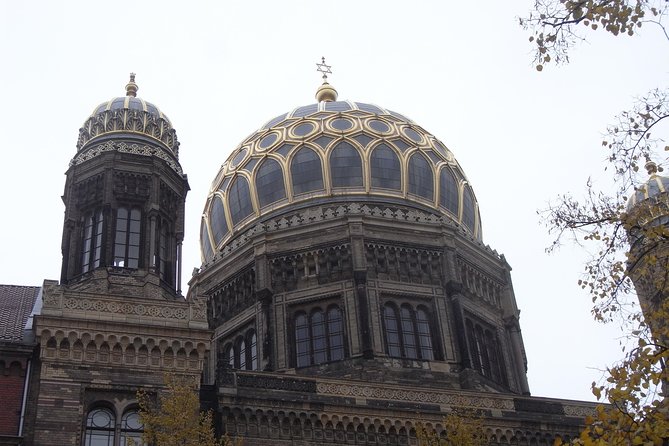 The Jewish Private Tour - A journey into the Jewish past of Berlin with N. Jacob - The Holocaust Memorial and its solemn scale