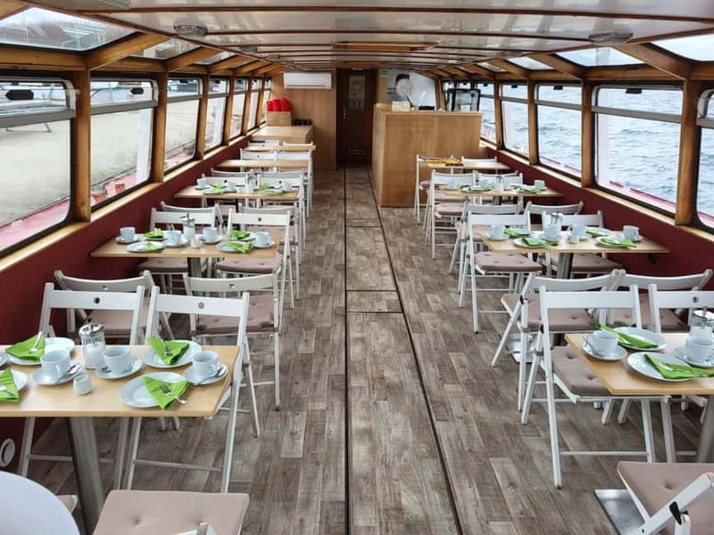 Tour on Lake Cospuden - North Beach gives you a mid-route boarding option