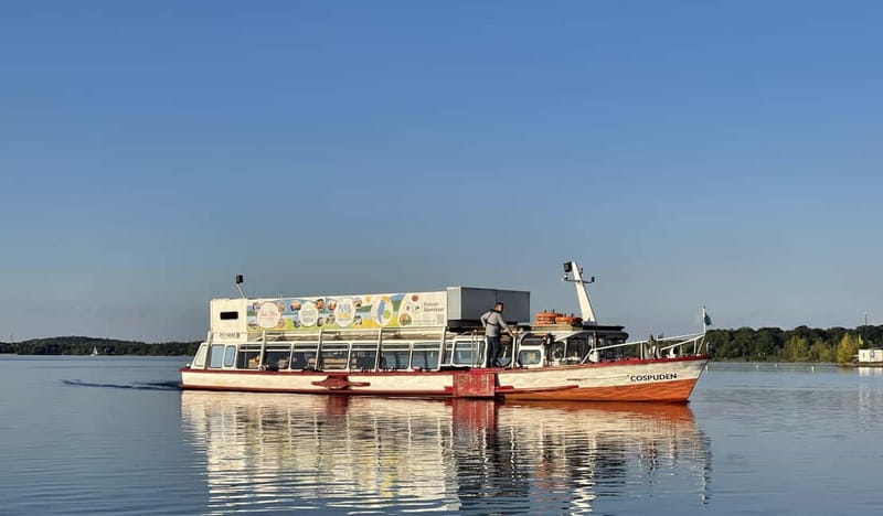 Tour on Lake Cospuden - The galley makes this more than a bare boat ride