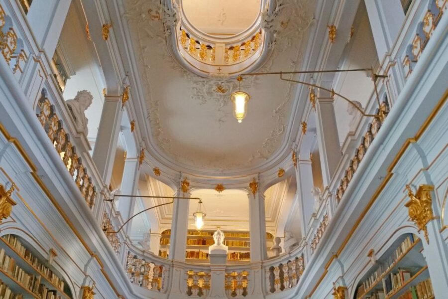 Weimar: Scavenger Hunt Self-Guided Walking Tour - Weimar Castle and the River Ilm