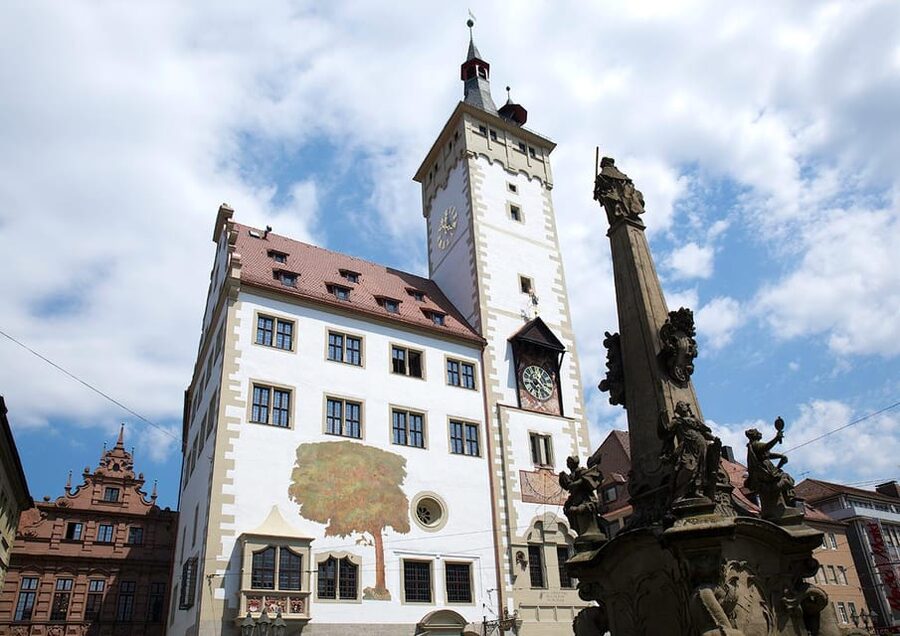 Würzburg: Guided Walking Tour - The Old Main Bridge and Würzburg’s best view