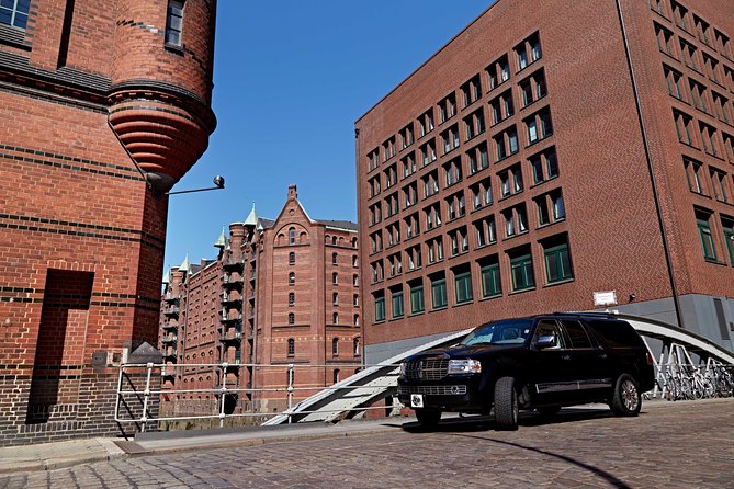 Your private 3-hour Hamburg driving tour with a former policeman - Why this private car tour works well in Hamburg